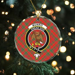ScotsTee Shop Munro (Logan) Modern Clan Crest Tartan Glass Ornament