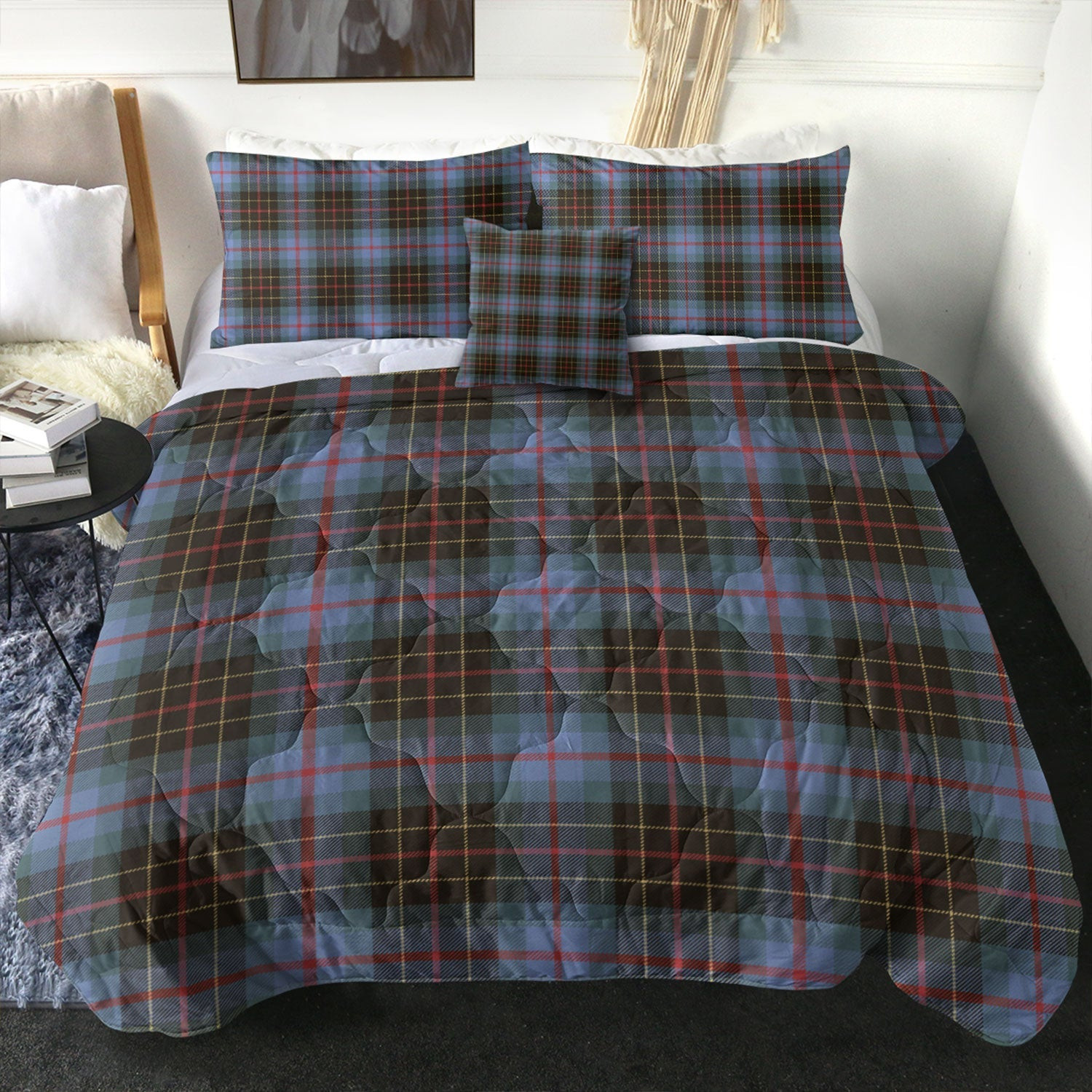 ScotsTee Shop Scottish Brodie Hunting Weathered Clan Crest Tartan Plaid Comforter Set