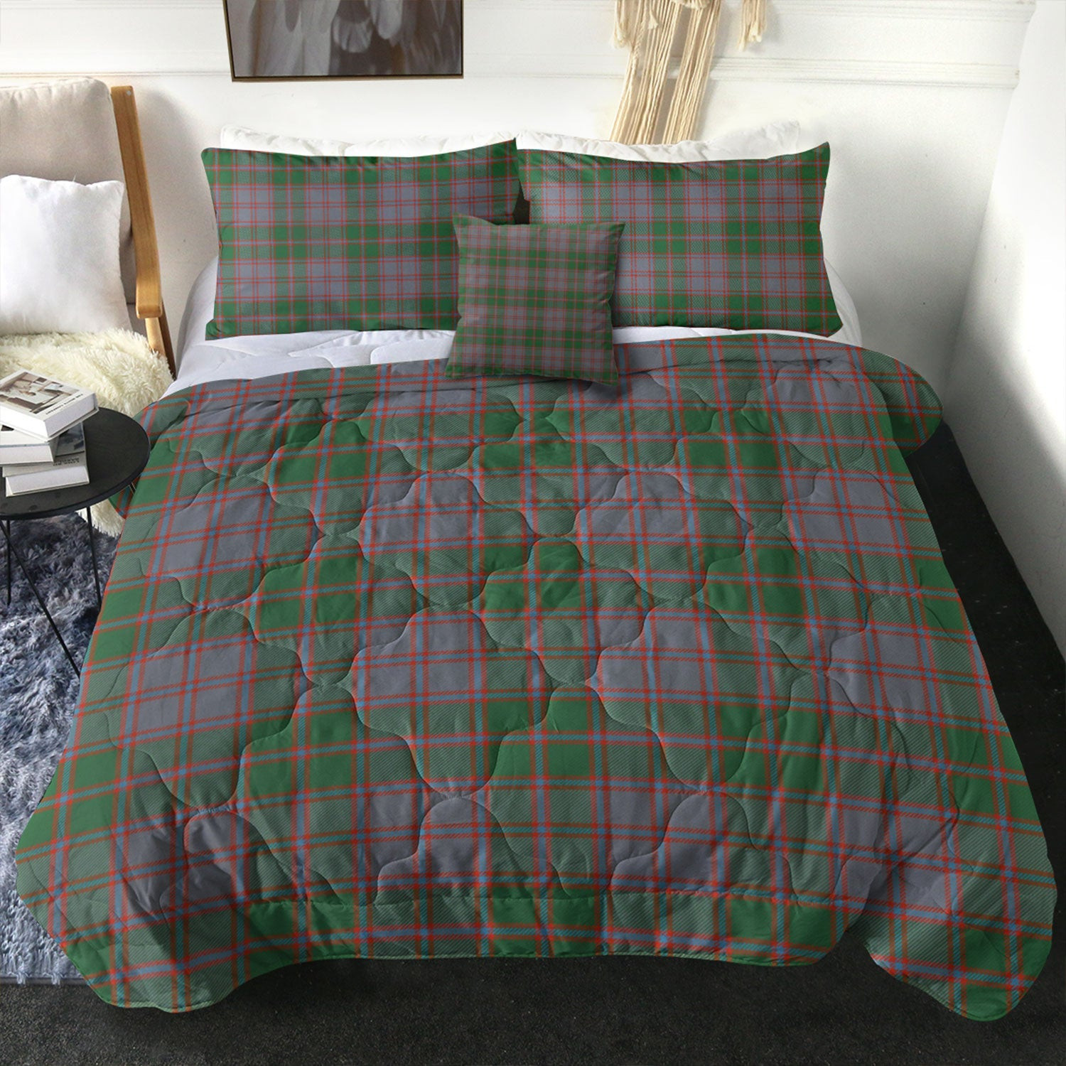 ScotsTee Shop Scottish MacPherson of Glentruim Ancient Clan Crest Tartan Plaid Comforter Set