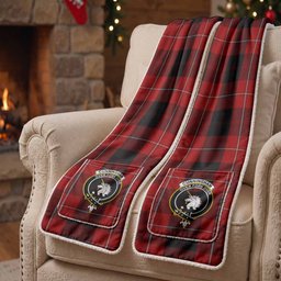 Cunningham Tartan Crest Pocket Scarf - Ultimate Plaid Gift Wrap