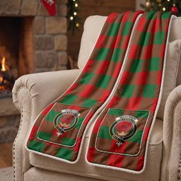 Moncrieff (Moncreiffe) Tartan Crest Pocket Scarf - Ultimate Plaid Gift Wrap