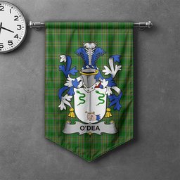 ScotsTee Shop Irish Dea or O'Dea Clan Coat of Arms Irish Tartan Gonfalon Flag