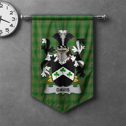 ScotsTee Shop Irish Davis Clan Coat of Arms Irish Tartan Gonfalon Flag