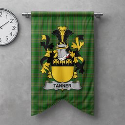 ScotsTee Shop Irish Tanner Clan Coat of Arms Irish Tartan Gonfalon Flag