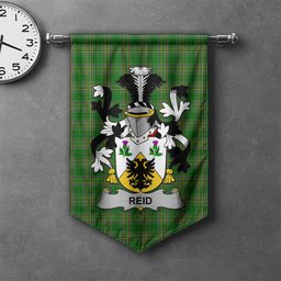 ScotsTee Shop Irish Reid Clan Coat of Arms Irish Tartan Gonfalon Flag