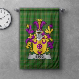 ScotsTee Shop Irish Begg Clan Coat of Arms Irish Tartan Gonfalon Flag