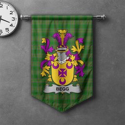 ScotsTee Shop Irish Begg Clan Coat of Arms Irish Tartan Gonfalon Flag
