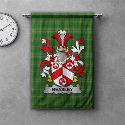ScotsTee Shop Irish Beasley Clan Coat of Arms Irish Tartan Gonfalon Flag