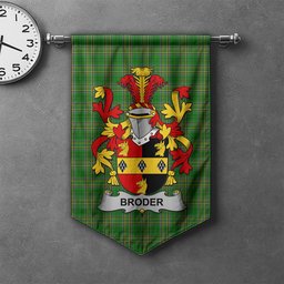 ScotsTee Shop Irish Broder or O'Broder Clan Coat of Arms Irish Tartan Gonfalon Flag