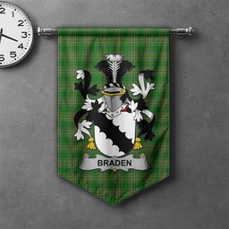 ScotsTee Shop Irish Braden or O'Braden Clan Coat of Arms Irish Tartan Gonfalon Flag