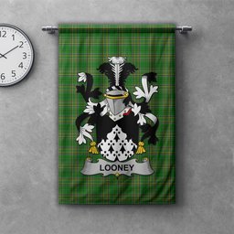 ScotsTee Shop Irish Looney or O'Lunney Clan Coat of Arms Irish Tartan Gonfalon Flag
