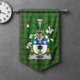 ScotsTee Shop Irish Kidd Clan Coat of Arms Irish Tartan Gonfalon Flag