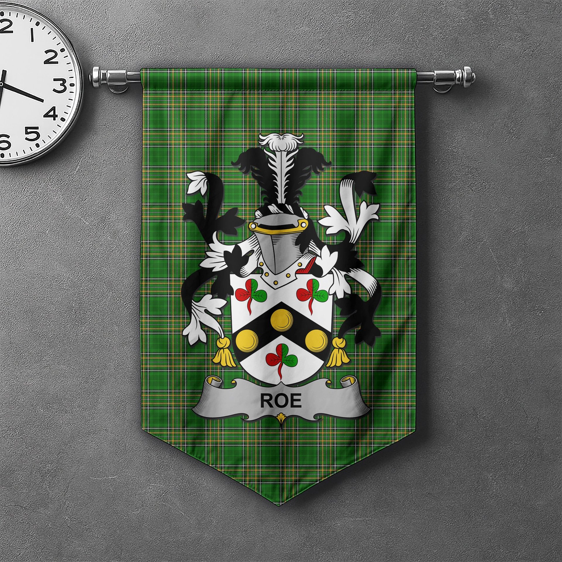 ScotsTee Shop Irish Roe Clan Coat of Arms Irish Tartan Gonfalon Flag