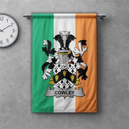 ScotsTee Shop Irish Cowley or Cooley Clan Coat of Arms Irish Tartan Gonfalon Flag