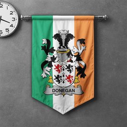 ScotsTee Shop Irish Donegan or O'Donagan Clan Coat of Arms Irish Tartan Gonfalon Flag