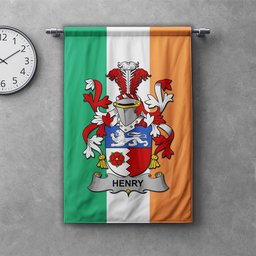 ScotsTee Shop Irish Henry or O'Henry Clan Coat of Arms Irish Tartan Gonfalon Flag