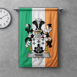 ScotsTee Shop Irish Tighe or O'Teague Clan Coat of Arms Irish Tartan Gonfalon Flag