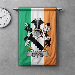 ScotsTee Shop Irish Braden or O'Braden Clan Coat of Arms Irish Tartan Gonfalon Flag