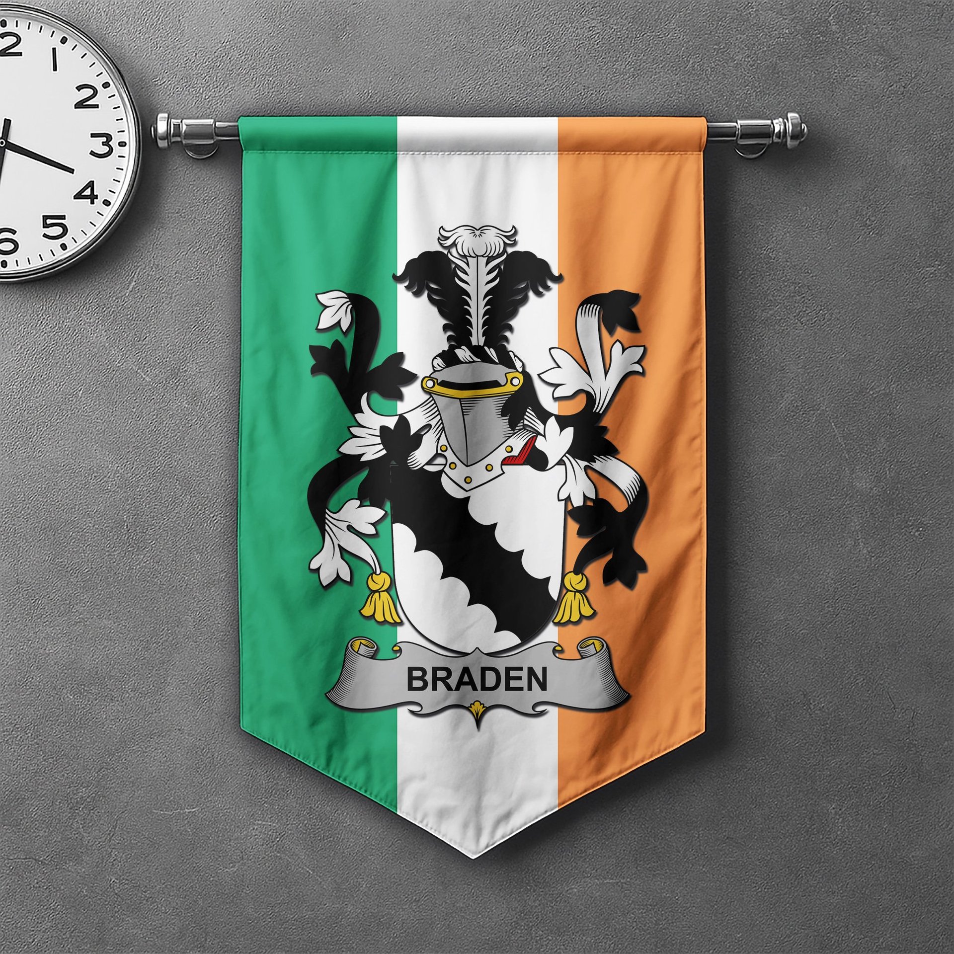 ScotsTee Shop Irish Braden or O'Braden Clan Coat of Arms Irish Tartan Gonfalon Flag