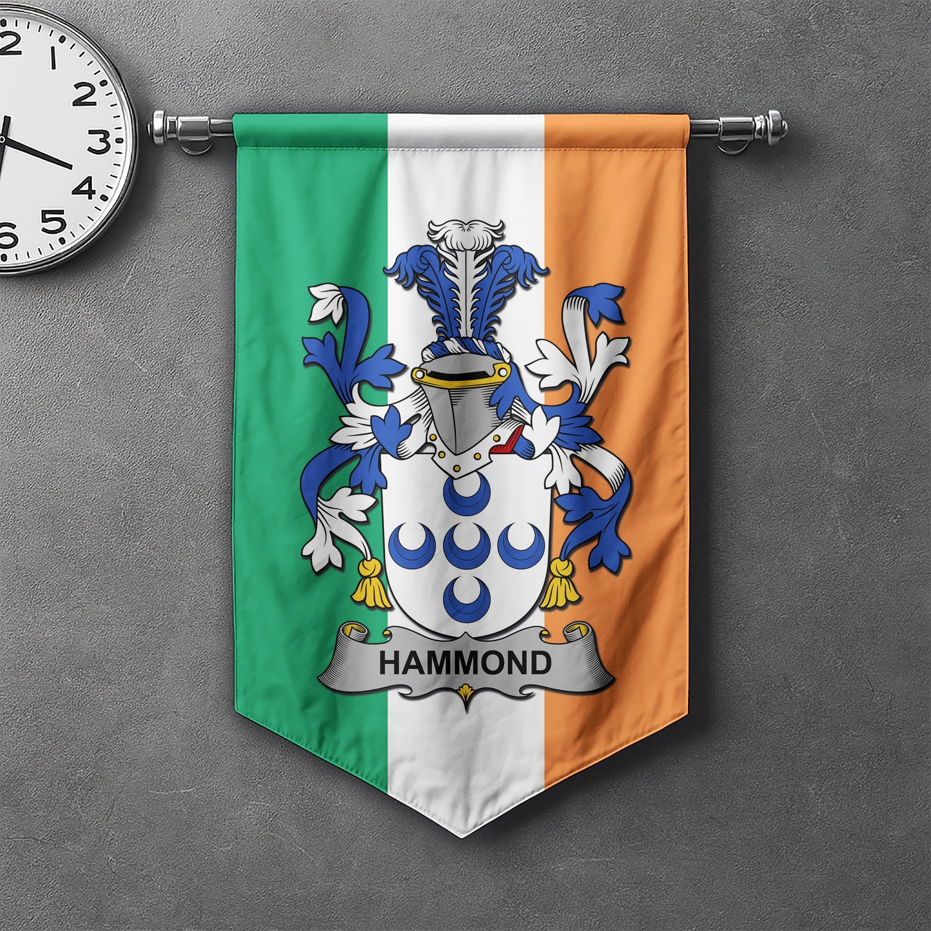 ScotsTee Shop Irish Hammond Clan Coat of Arms Irish Tartan Gonfalon Flag