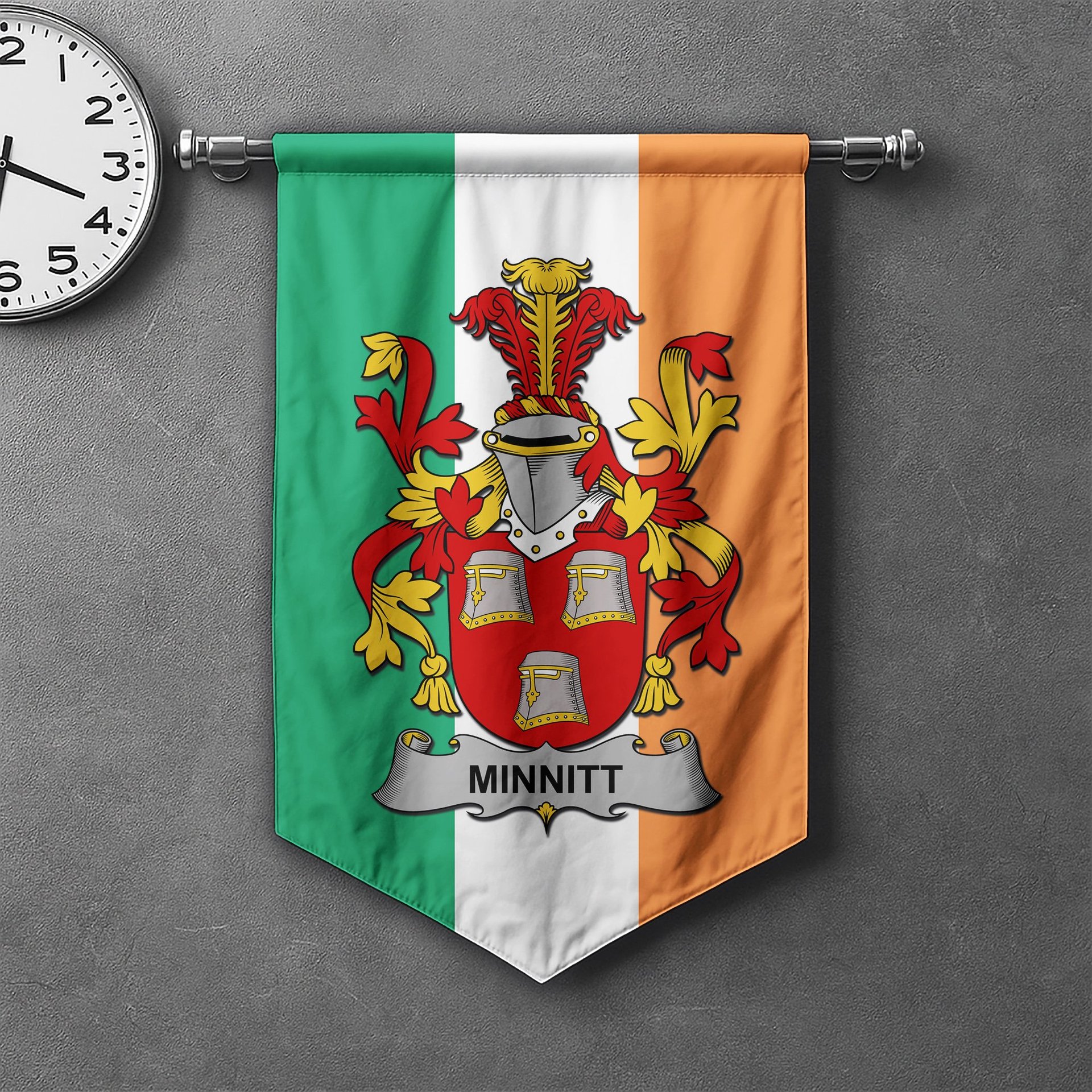 ScotsTee Shop Irish Minnitt Clan Coat of Arms Irish Tartan Gonfalon Flag