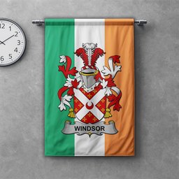 ScotsTee Shop Irish Windsor Clan Coat of Arms Irish Tartan Gonfalon Flag