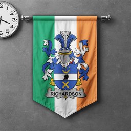 ScotsTee Shop Irish Richardson Clan Coat of Arms Irish Tartan Gonfalon Flag