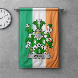 ScotsTee Shop Irish Wynne Clan Coat of Arms Irish Tartan Gonfalon Flag