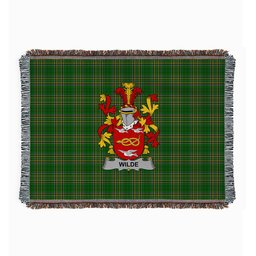 ScotsTee Shop Irish Wilde Clan Coat of Arms Irish Tartan Woven Blanket