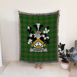 ScotsTee Shop Irish Roberts Clan Coat of Arms Irish Tartan Woven Blanket