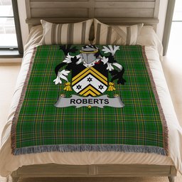 ScotsTee Shop Irish Roberts Clan Coat of Arms Irish Tartan Woven Blanket
