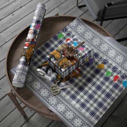 Hannay Nollaig Chridheil Santa Highland Coo Tartan Wrapping Paper