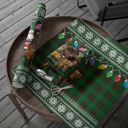 Kirkaldy Nollaig Chridheil Santa Highland Coo Tartan Wrapping Paper