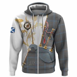 Gladstone (Gladstanes) Tartan Family Crest Hoodie Bagpipes with Scottish Thistle
