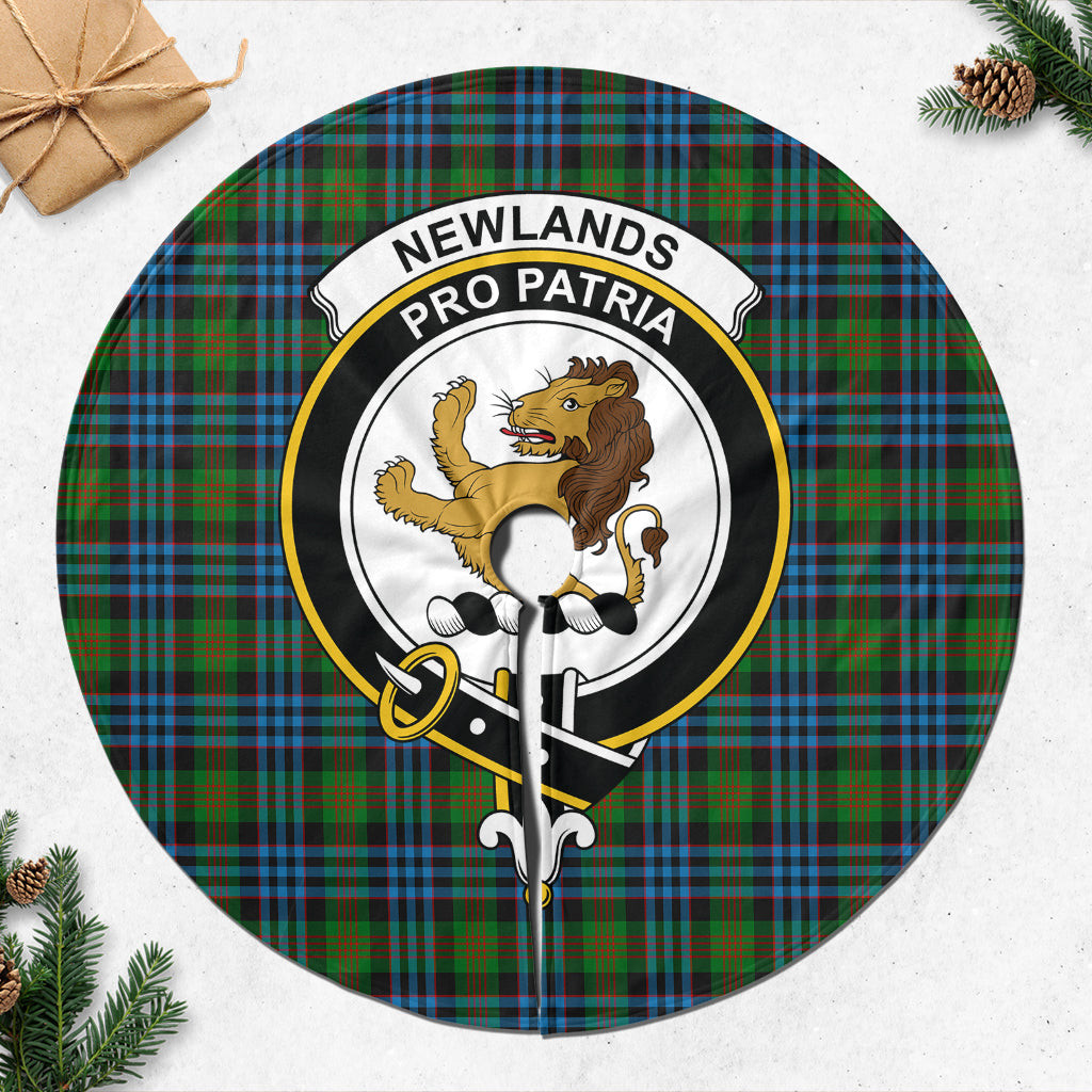 Newlands Tartan Christmas Tree Skirt with Family Crest