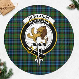Newlands Tartan Christmas Tree Skirt with Family Crest