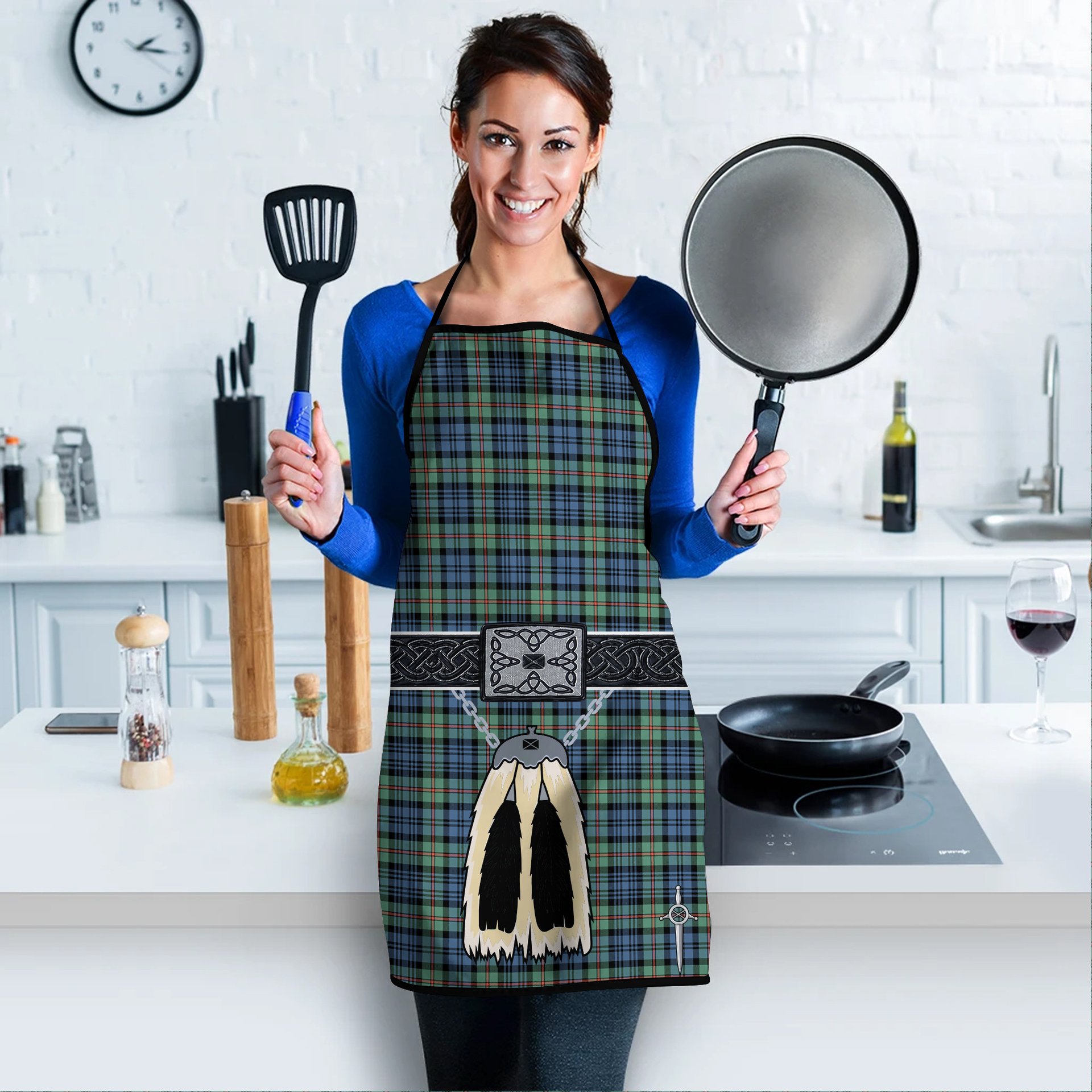 ScotsTee Shop Scottish MacKinlay Ancient Clan Highland Kilt Sporran Tartan Apron