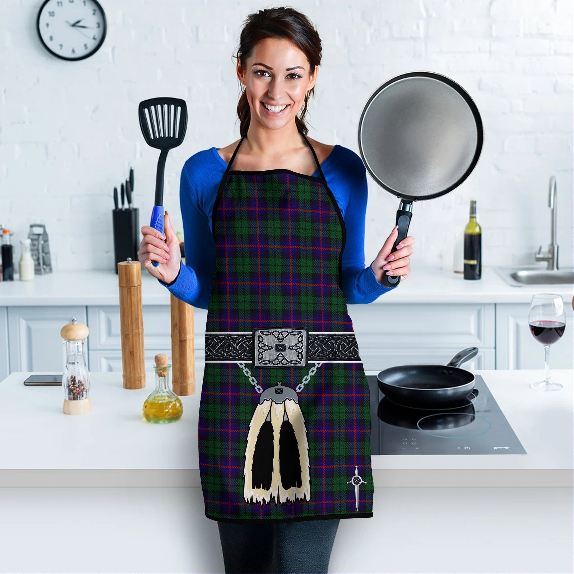 ScotsTee Shop Scottish Urquhart Clan Highland Kilt Sporran Tartan Apron