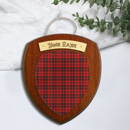 ScotsTee Shop Scottish Hog Clan Tartan Wooden Wall Plaque Personalize with Your Name