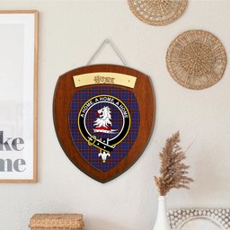 ScotsTee Shop Scottish Hume Modern Clan Crest Scottish Tartan Wooden Wall Plaque