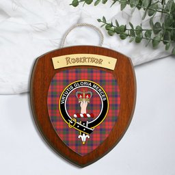 ScotsTee Shop Scottish Robertson Modern Clan Crest Scottish Tartan Wooden Wall Plaque