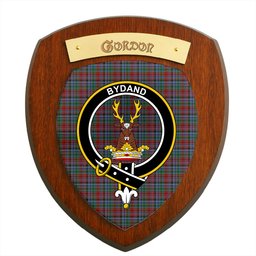 ScotsTee Shop Scottish Gordon Red Clan Crest Scottish Tartan Wooden Wall Plaque