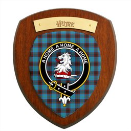 ScotsTee Shop Scottish Hume Ancient Clan Crest Scottish Tartan Wooden Wall Plaque