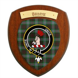 ScotsTee Shop Scottish Brodie Hunting Clan Crest Scottish Tartan Wooden Wall Plaque