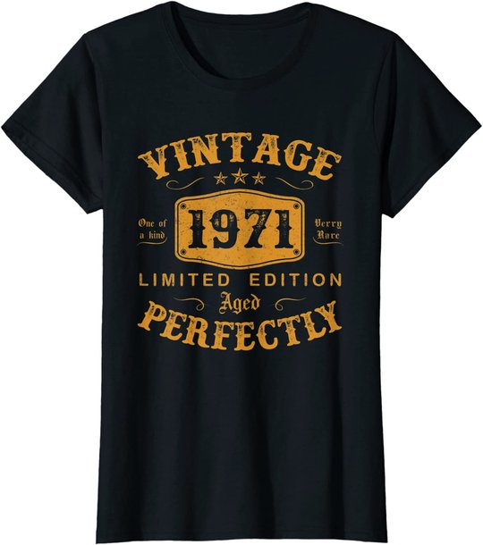 50 Year Old Birthday Gifts Vintage 1971 50th Birthday Gifts T-Shirt