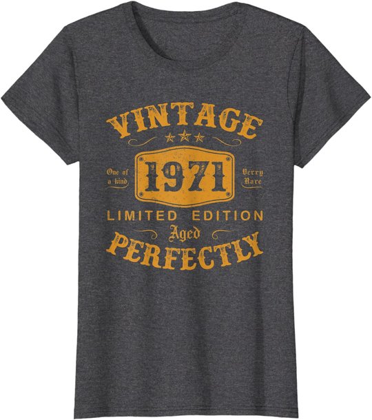 50 Year Old Birthday Gifts Vintage 1971 50th Birthday Gifts T-Shirt
