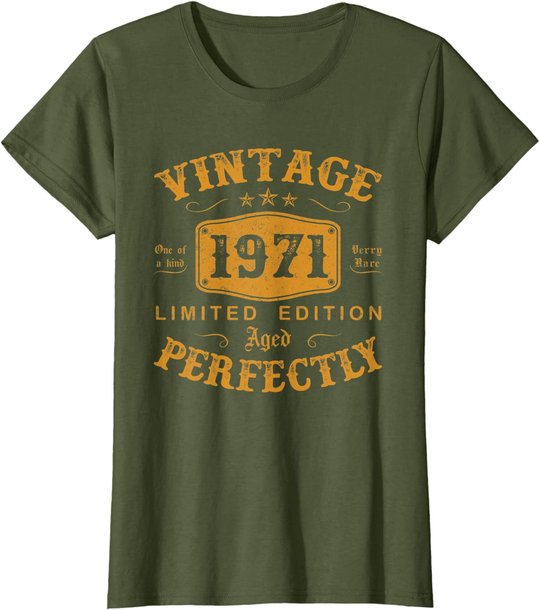 50 Year Old Birthday Gifts Vintage 1971 50th Birthday Gifts T-Shirt
