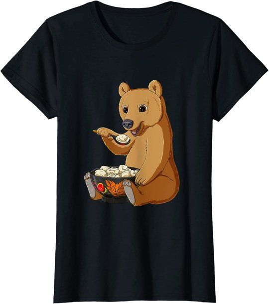 Russian Bear eats Traditional Russian Food Pelmeni T-Shirt
