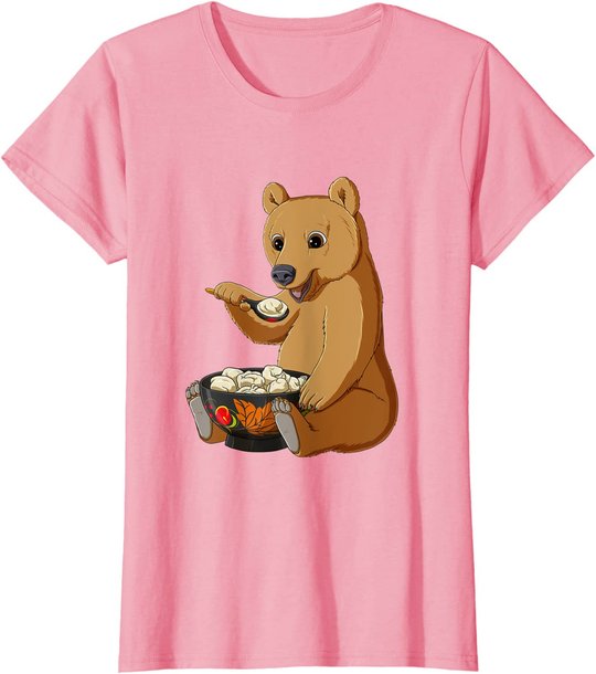 Russian Bear eats Traditional Russian Food Pelmeni T-Shirt