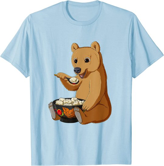 Russian Bear eats Traditional Russian Food Pelmeni T-Shirt